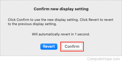 Confirming a display setting change in macOS.